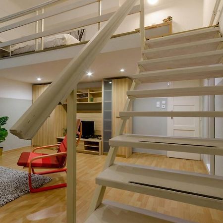 De Lux Studio Apartment In Historical Quarters Βουδαπέστη Εξωτερικό φωτογραφία